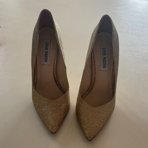 Steve Madden Sparkling Gold Pointed-Toe Heels